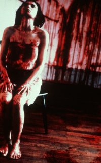 Her Gün Başka Bir Bela türkçe dublaj korku filmi izle